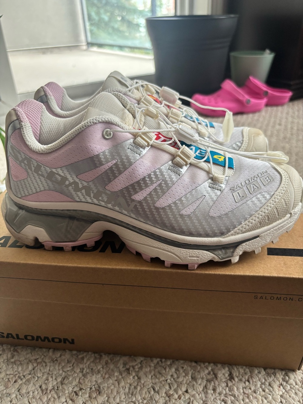 Salomon xt-4 OG white silver pink